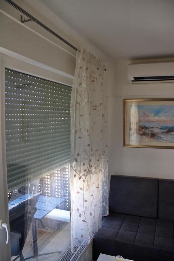 Studio Apartman Miljacka 13 SJJ Buitenkant foto
