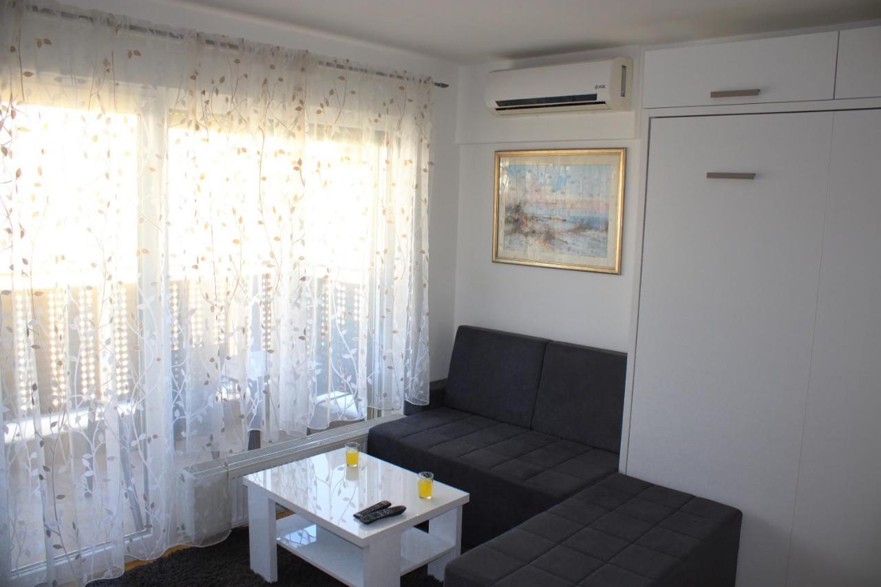 Studio Apartman Miljacka 13 SJJ Buitenkant foto