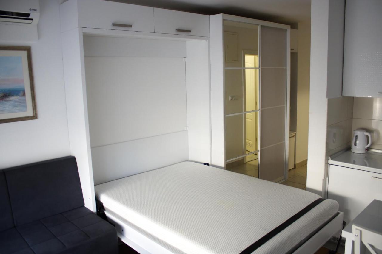 Studio Apartman Miljacka 13 SJJ Buitenkant foto